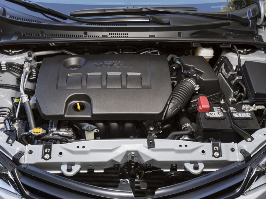  Toyota Corolla LE 2013 года  (US) (фото 7 из 16)